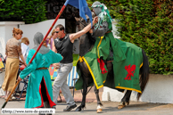 ESTAIRES (59) - Cavalcade du Lundi de Pentecôte 2006 / L'escorte médiévale de Jehan d'Estaires