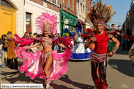 LILLE - Carnaval de Wazemmes 2006 / La chaleur des danseurs brésiliens