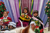 BAILLEUL (59) - Carnaval de Mardi-Grasl (Cortège du mardi) 2007 / Le Char de la Dentelle avec la Reine 2007 et ses Dauphines - BAILLEUL (59)