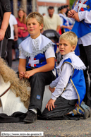 BRUAY-SUR-ESCAUT (59) - 3ème fêtes des Géants / Cheval-jupon et ses cavaliers des amis de Thomas le mousquetaire - ZUYTPEENE (59)