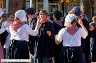 HONDEGHEM (59) - Baptême d'Aline et 1ère ronde de Géants 2007 / Et les danseurs entraîne la Ronde