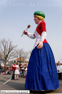 NIEPPE (59) - Baptême de Miss Cantine 2007 / Les premiers pas de danse de Miss Cantine