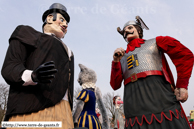 NIEPPE (59) - Baptême de Miss Cantine 2007 / Rigodon de Géants sur la Place de la Mairie