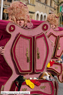 POPERINGE (B) - Keikoppen Carnavalstoet 2007 / D'er voalen liken ût de kasse op 't proces in Hasselt - Beschomt