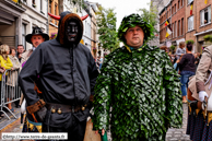 ATH (B) - Ducasse d'Ath (B) - Cortège (matin) 2008 / La garde de Goliath : Le Diable Magnon et un Homme de Feuilles - ATH (B)