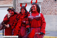 BAILLEUL (59) - Mardi-Gras (Cortège du dimanche) 2008 / Les saints de Mélusine et les Diables rouges