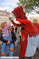 DOUAI (59) - Fête de Gayant (Samedi) 2008 / Le cheval Martin – Oisy-le-Verger (62)