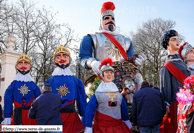 DUNKERQUE (Malo-les-bains) (59) - Avant-bande de Malo 2008 / La mise en place du Reuze et de sa famille devant le parc de Malo