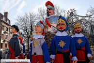 DUNKERQUE (Malo-les-bains) (59) - Avant-bande de Malo 2008 / Deux Gardes, le Reuze, la Reuzinne et Piet'je - DUNKERQUE (59)