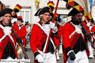 FRESNES-SUR-ESCAUT (59) - Carnaval du 15 août 2008 / Compagnie Royale de Volontaires Réunis de la Révolution Brabançonne - HAM-SUR-HEURE (B)