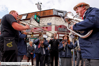 LEZENNES (59) - Fête de la Pierre 2008 / Boeuf entre les musiciens de l'harmonie de Lezennes et la fanfare l'Avenir d'Auchy-lez-Orchies