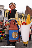 LILLE - Carnaval de Wazemmes 2008 / P'tit D'siré - LILLE (59), le Cornet de Frite et la Canette de Chimay