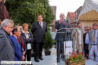 LOOS (59) - Inauguration de la Place du Marché / Daniel Rondelaere, maire de Loos et René Vandierendonck, Maire de Roubaix