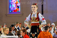 ORCHIES - Baptême de Bela Rada 2008 / Sortie de Bela Rada de l'église après la bénédiction