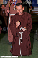 PLOEGSTEERT (COMINES-WARNETON) - Intronisation des nouveaux moines de l'Abbaye de Ploegsteert 2008 / Les épreuves  : eun patote à l'plure et une Queue de Charrue