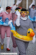 POPERINGE (B) - Keikoppen Carnavalstoet 2008 / Is 't ê nieuw of goan ze 't oud vermoaken; nuz'n portemoné goan ze toch kroaken C.V. De Flodders - POPERINGE (B)