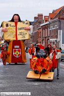 BAILLEUL (59) - Mardi-Gras (Cortège du dimanche) 2009 / Tooverboek et Roskat (Les Grimoiriens) - BAILLEUL (59)