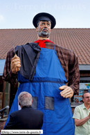 COMINES (COMINES-WARNETON) - Baptême de Luc le marmouset et Simon le rubanier 2009 / Simon le rubanier - COMINES (COMINES-WARNETON) (B) est devoilé au public