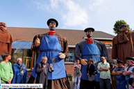 COMINES (COMINES-WARNETON) - Baptême de Luc le marmouset et Simon le rubanier 2009 / Gilbert Deleu, Bourgmestre de Comines-Warneton (B) est heureux de compter deux nouveaux Géants dans sa commune