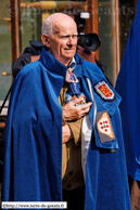 COMINES (COMINES-WARNETON) - Baptême de Luc le marmouset et Simon le rubanier 2009 / La remise des cadeaux de baptême aux heureux convives
