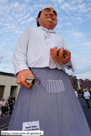 HALLUIN (59) - Fête des Tisserands 2009 / Honoré, maître craquelin – NEUVILLE-EN-FERRAIN (59)