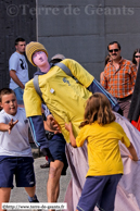 LESSINES (B) - Cayoteu 1900 - Grande Parade des Mini-Géants 2009 / On a failli le drame avec Joseph l’écolier  (Institut Saint-Joseph Ath) – ATH (B)