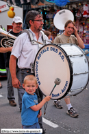 LESSINES (B) - Cayoteu 1900 - Grande Parade des Mini-Géants 2009 / On a toujours besoins d'un plus petit que soi !