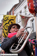 LILLE - Carnaval de Wazemmes 2009 / Fanfares et Carnavaleux (petits et grands) au Carnaval de Wazemmes