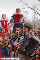 LILLE - Carnaval de Wazemmes 2009 / Fanfares et Carnavaleux (petits et grands) au Carnaval de Wazemmes