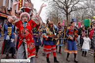 LILLE - Carnaval de Wazemmes 2009 / Fanfares et Carnavaleux (petits et grands) au Carnaval de Wazemmes