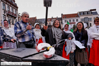 TOURCOING - Week-End Géants 2009 / Nos amis chinois goûtent aux plaisirs du portage de Géants