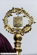 ATH (B) - Ducasse d'Ath 2010 - Cortège du dimanche (matin) / Les préparatifs :  sort de son hangar