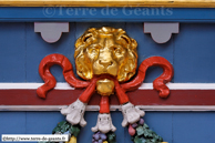 ATH (B) - Ducasse d'Ath 2010 - Cortège du dimanche (matin) / Le char d'Albert et Isabelle – ATH (B)