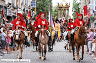 ATH (B) - Ducasse d'Ath 2010 - Cortège du dimanche (matin) / Le groupe des Cinq cantons – ATH (B)