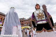 ATH (B) - Ducasse d'Ath 2010 - Cortège du dimanche (matin) / Monsieur Goliath et Madame Goliath – ATH (B) - Danse des Géants