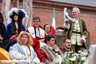 ATH (B) - Ducasse d'Ath 2010 - Cortège du dimanche (matin) / Le char de la Ville d'Ath -  ATH (B) - En 