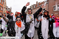 BAILLEUL (59) - Mardi-Gras (Cortège du dimanche) 2010 / Les Pingouins - Katjebei - BAILLEUL (59)