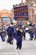 BAILLEUL (59) - Mardi-Gras (Cortège du dimanche) 2010 / Guggenmusik Music Attack – TAGOLSHEIM (68)