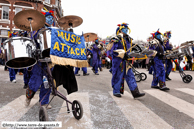 BAILLEUL (59) - Mardi-Gras (Cortège du dimanche) 2010 / Guggenmusik Music Attack – TAGOLSHEIM (68)