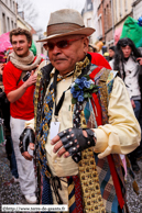 LILLE - Carnaval de Wazemmes 2010 / Les carnavaleux