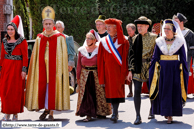 SECLIN (59) - Fête des Harengs 2010 - Le cortège historique / La cour de Marguerite de Flandre etles Élus de la ville de Seclin et des villes jumelées