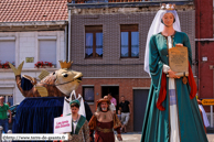 SECLIN (59) - Fête des Harengs 2010 - Le cortège historique / Harengus Junior et Marguerite de Flandre - SECLIN (59)