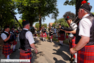 SECLIN (59) - Fête des Harengs 2010 - Le cortège historique / Stonehouse Pipe Band - STONHOUSE (GB - Ecosse)