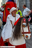 CASSEL (59) - Carnaval du Lundi de Pâques 2011 / Le Cheval-Jupon - CASSEL (F)