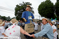  - Fête des Chapons 2011 / Hilaire Patate et ses Jardiniers - ROSENDAEL (DUNKERQUE) (F)