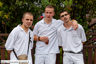 REBAIX (ATH) - Ducasse de Rebaix 2011 / Les porteurs mafflous (Cassandre Guignies, Arnaud Huez et Andrew Deligne)