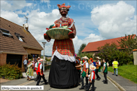 BAILLEUL (F) - 1ère Ronde de Géants des rues des Foulons et du Kortenker 2012 / Rosalie – BAILLEUL (F)