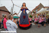 BAILLEUL (F) - 1ère Ronde de Géants des rues des Foulons et du Kortenker 2012 / La Belle Hélène - STEENVOORDE (F)