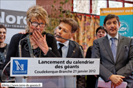 COUDEKERQUE-BRANCHE (F) - Présentation du Calendrier des Géants 2012 / Le Oops de Jacqueline Dehaynin, Présidente de la Ronde des Géants