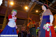 NIEPPE (F) - 1er festival de danses de Géants portés en salle - Téléthon 2012 / Miss Cantine - NIEPPE (F) et la Belle Hélène - STEENVOORDE (F)